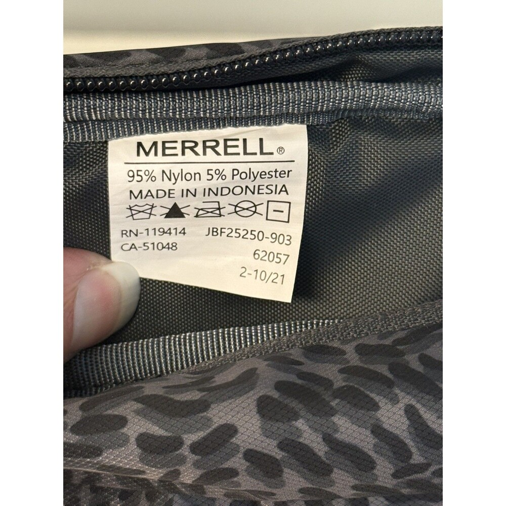 Merrell Sling Backpack Gray Black Pattern Single Strap Crossbody Bag Backpack - Picture 7 of 12